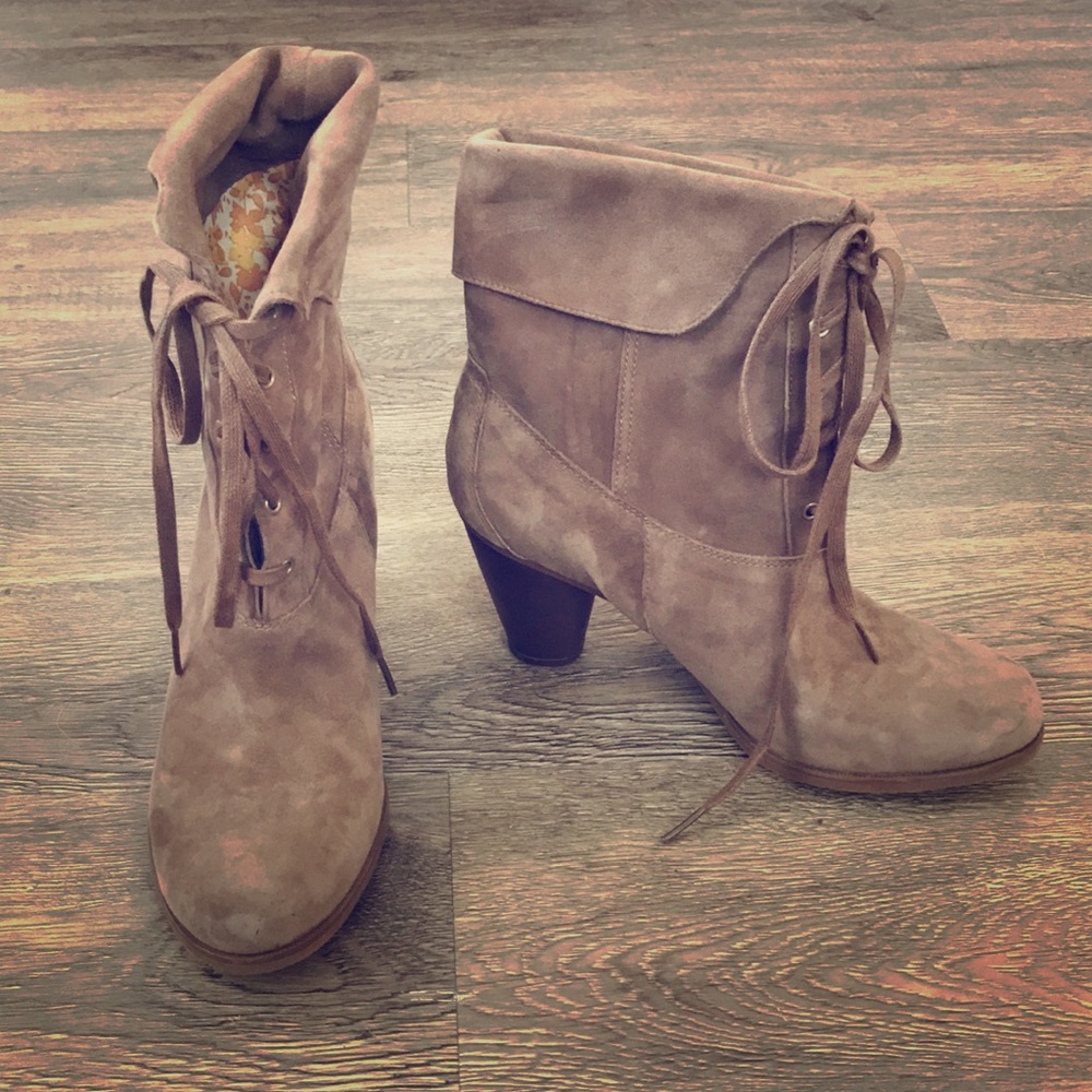 Timberland brand booties